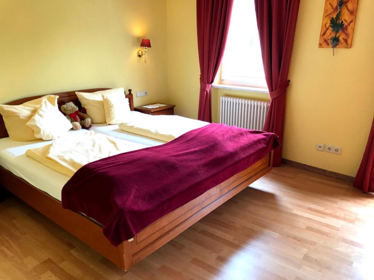 Hotel Garni Wiestor Uberlingen Dış mekan fotoğraf