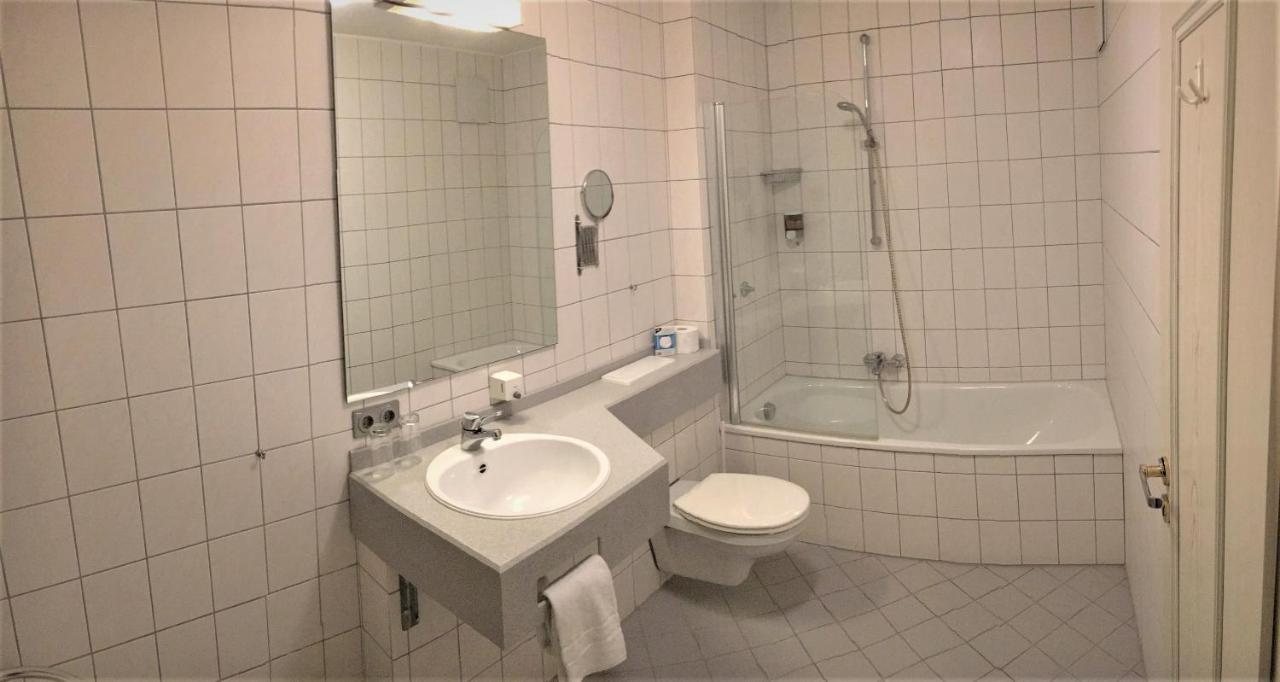 Hotel Garni Wiestor Uberlingen Dış mekan fotoğraf