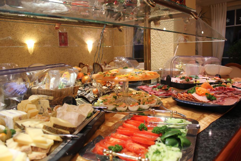 Hotel Garni Wiestor Uberlingen Dış mekan fotoğraf