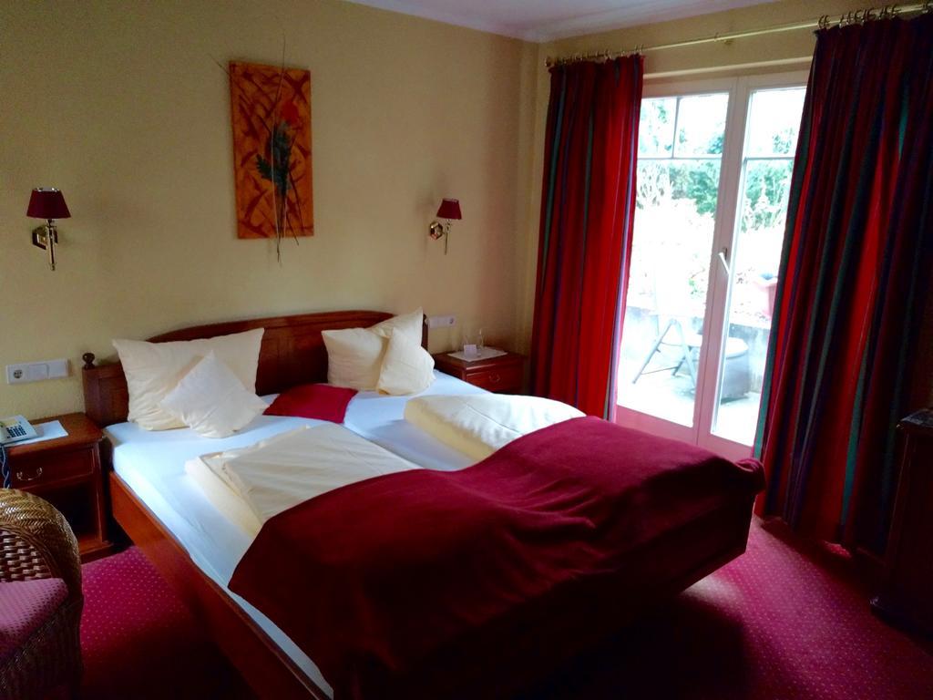 Hotel Garni Wiestor Uberlingen Dış mekan fotoğraf