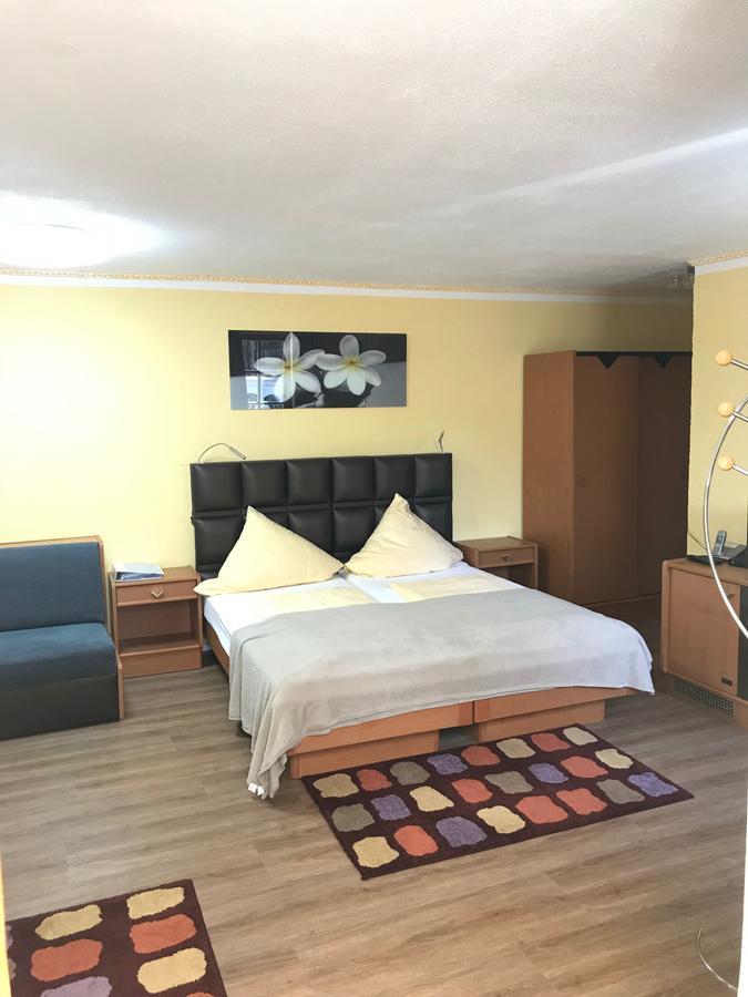Hotel Garni Wiestor Uberlingen Dış mekan fotoğraf