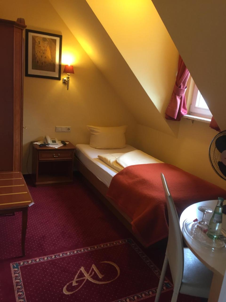 Hotel Garni Wiestor Uberlingen Dış mekan fotoğraf